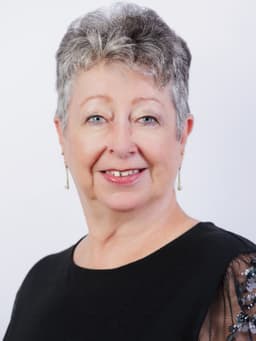 Isabell James