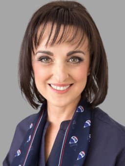 Lizelle Naude