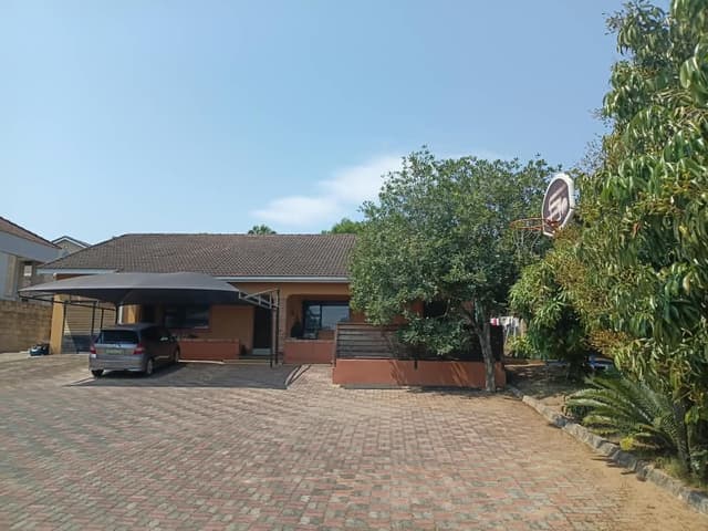 Listing photo