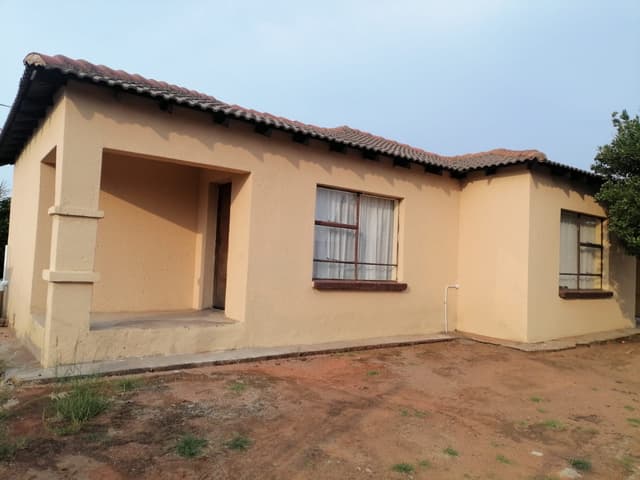 Listing photo