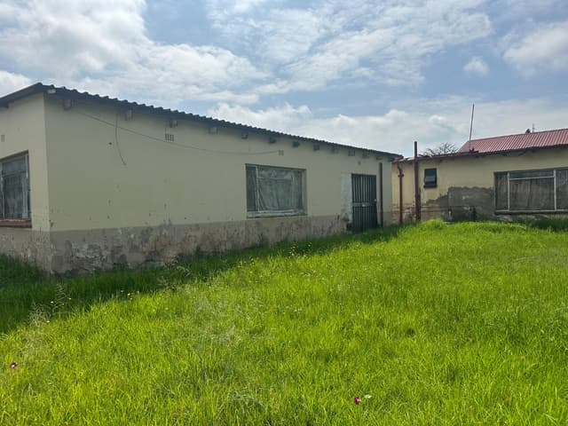 Listing photo