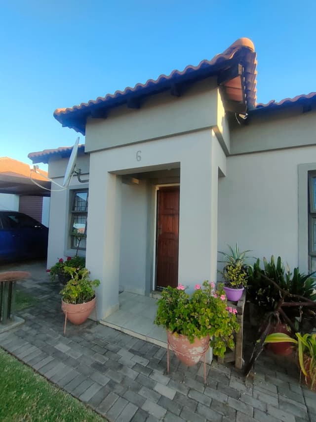 Listing photo