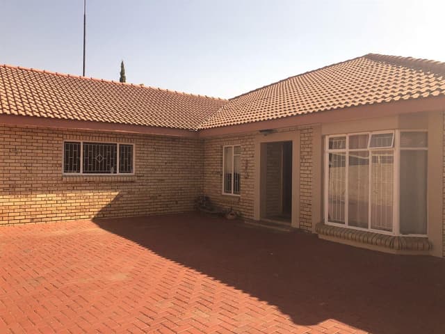 Listing photo