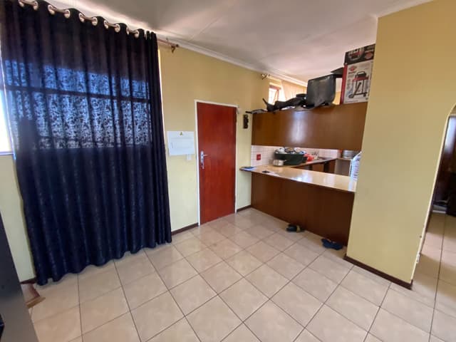Listing photo