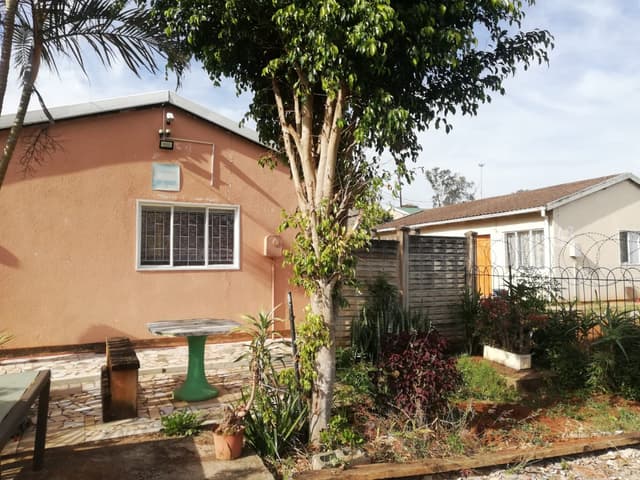Listing photo