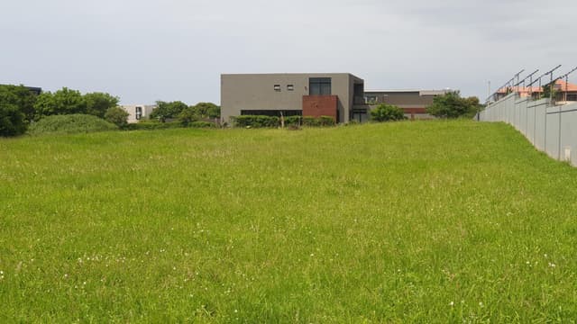 Listing photo
