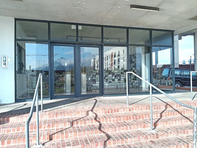 Listing photo