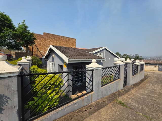 Listing photo