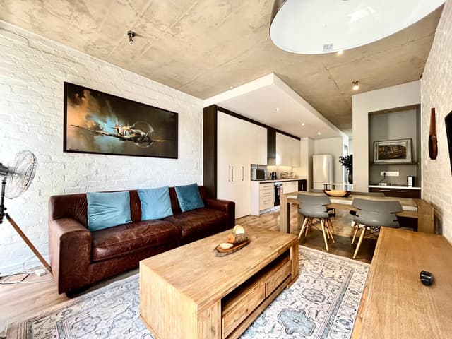Listing photo