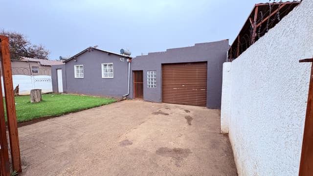 Listing photo