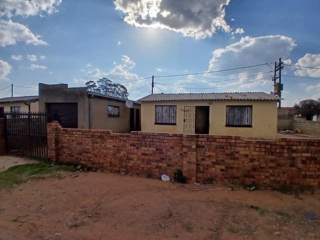 Listing photo