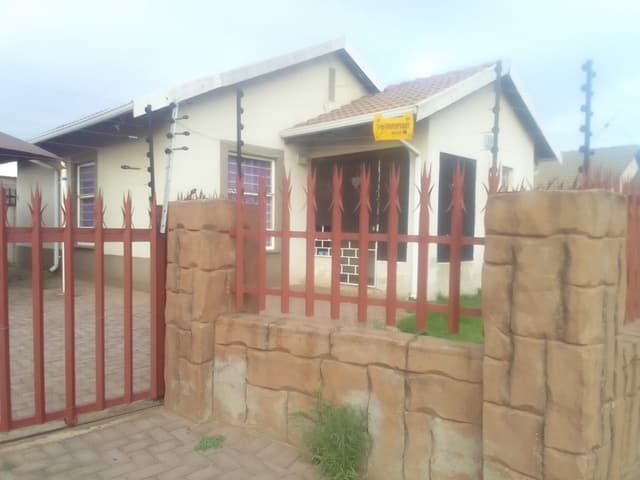 Listing photo