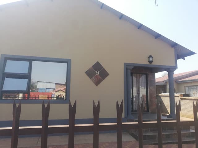 Listing photo