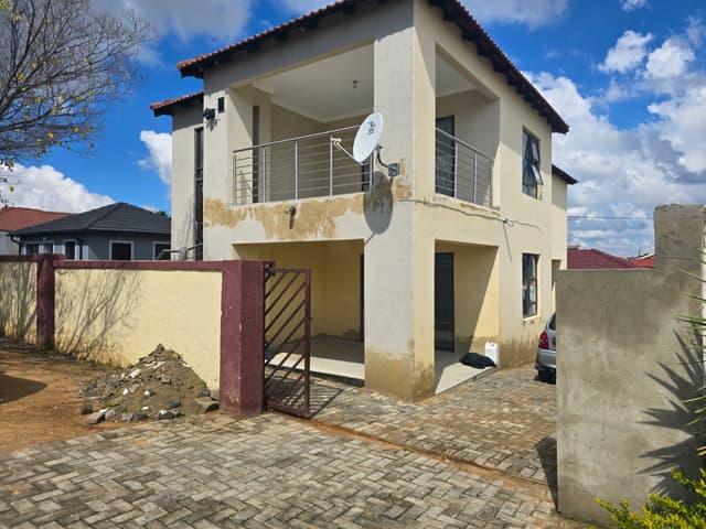 Listing photo