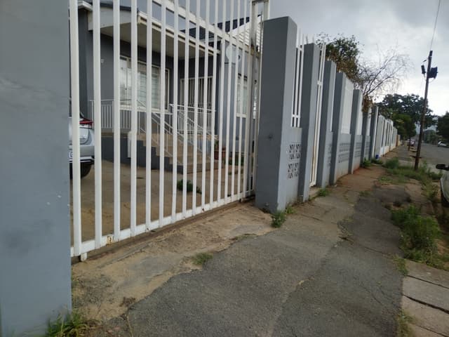 Listing photo