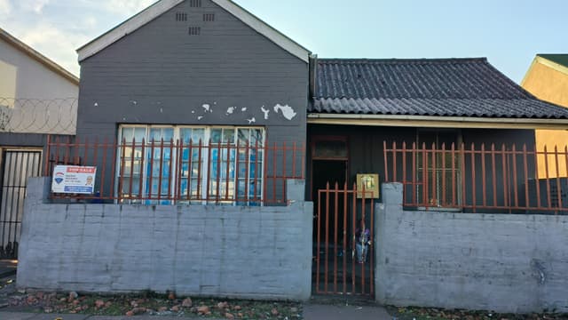 Listing photo