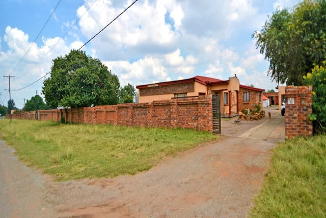 Listing photo