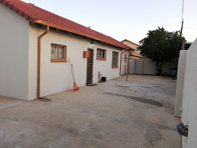 Listing photo