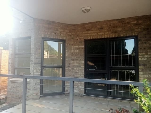 Listing photo