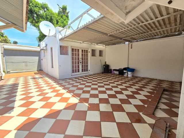 Listing photo