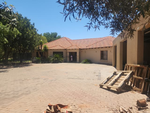 Listing photo