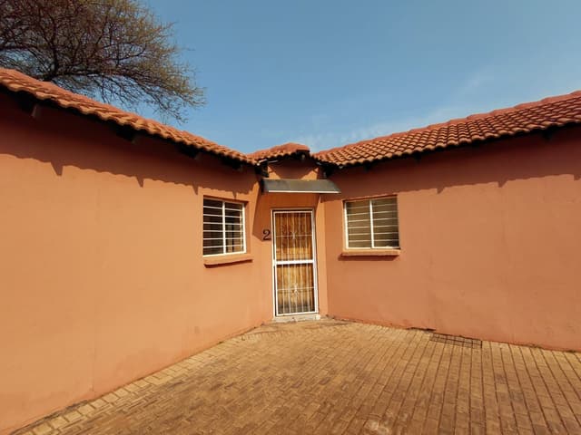 Listing photo