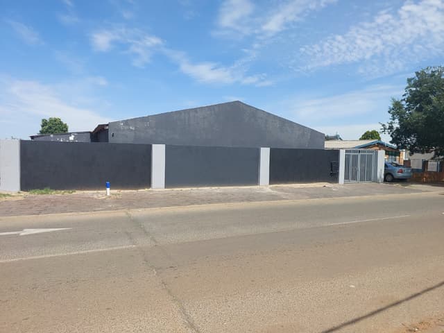 Listing photo