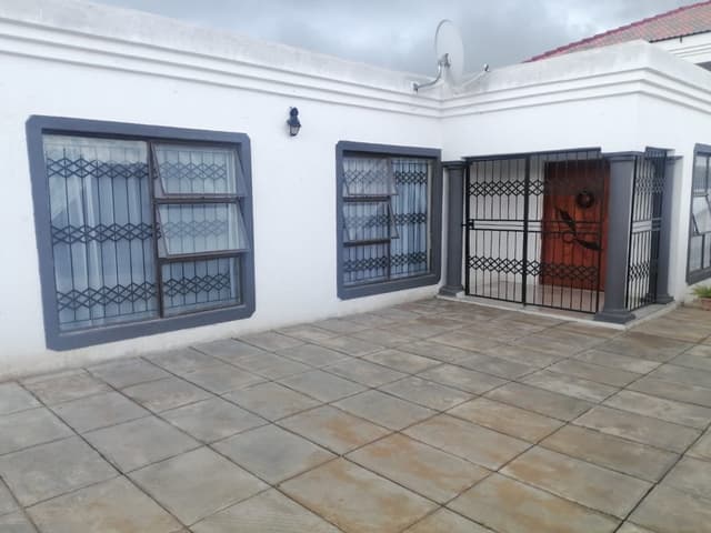 Listing photo