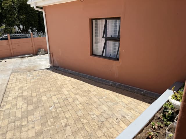 Listing photo