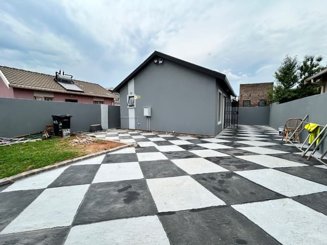 Listing photo