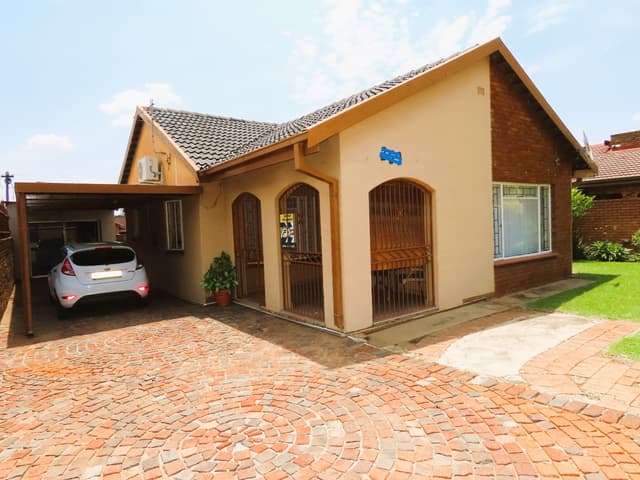 Listing photo