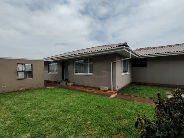 Listing photo