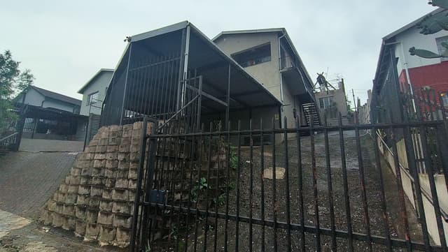 Listing photo