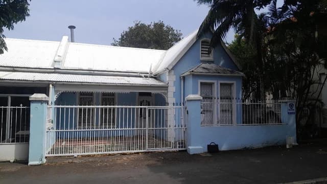 Listing photo