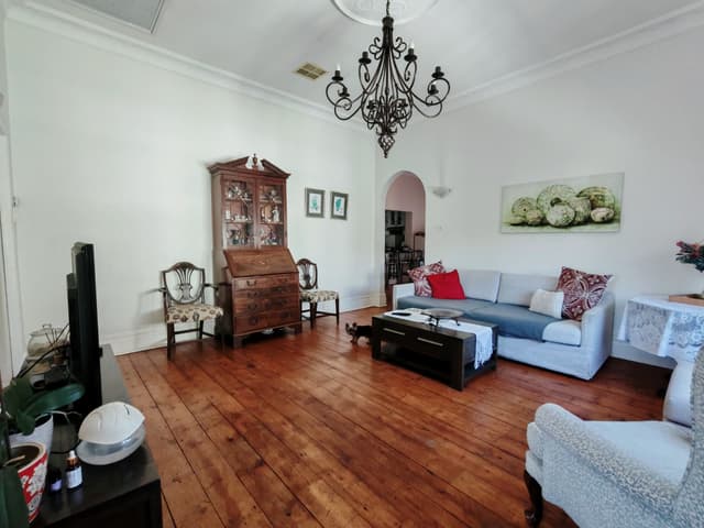 Listing photo