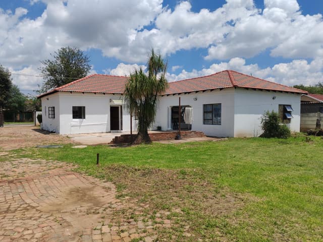 Listing photo