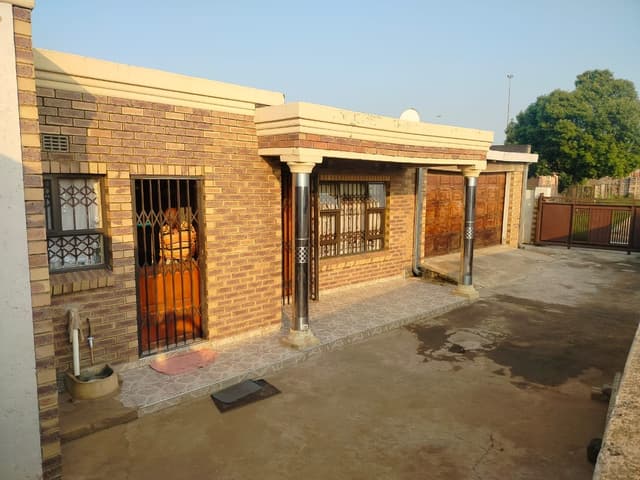 Listing photo