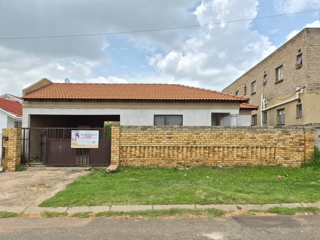 Listing photo