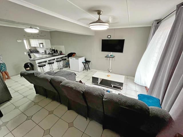 Listing photo