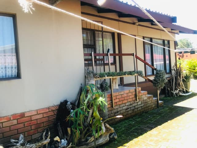 Listing photo
