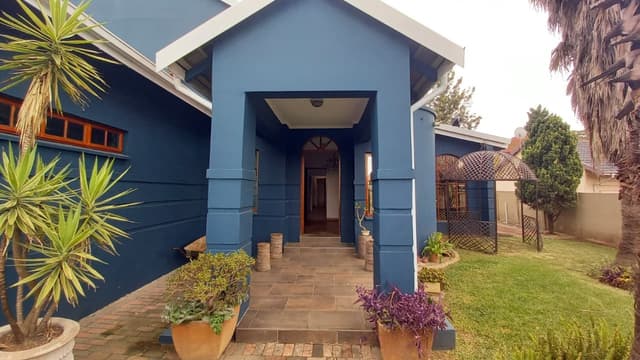 Listing photo