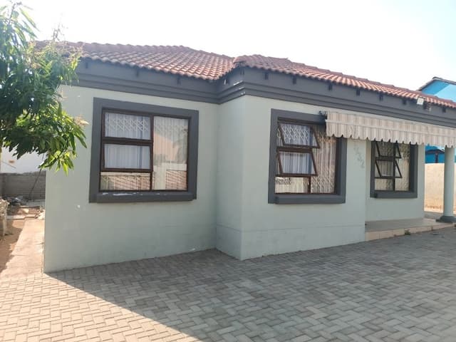 Listing photo