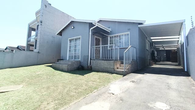 Listing photo