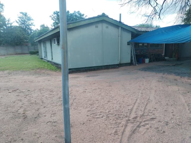 Listing photo