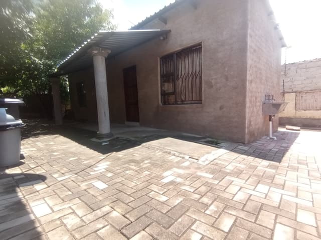Listing photo
