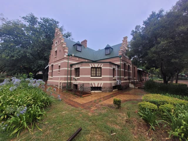 Listing photo