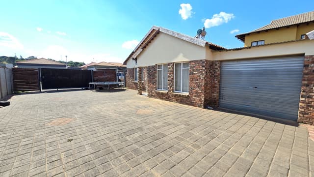 Listing photo