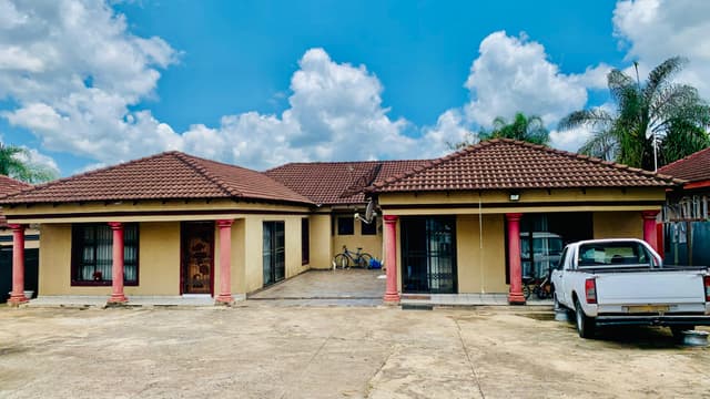 Listing photo