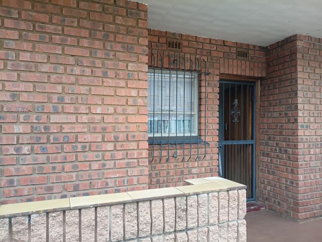 Listing photo
