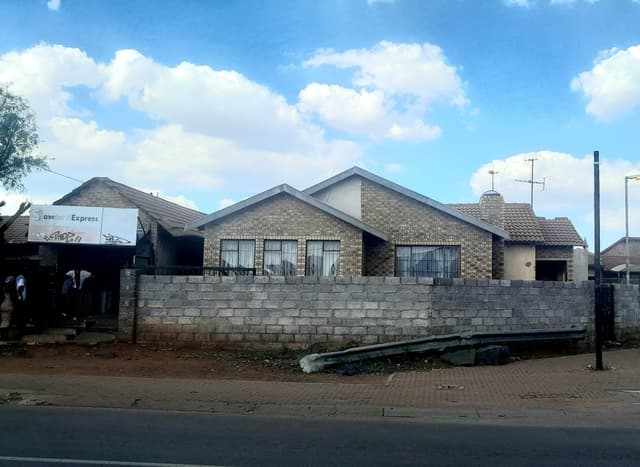 Listing photo